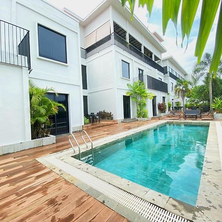 Tanjunguban Onyx Hotel & Villa מראה חיצוני תמונה