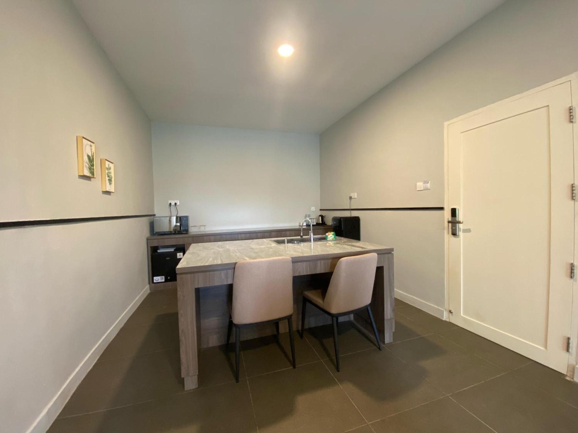 Tanjunguban Onyx Hotel & Villa מראה חיצוני תמונה