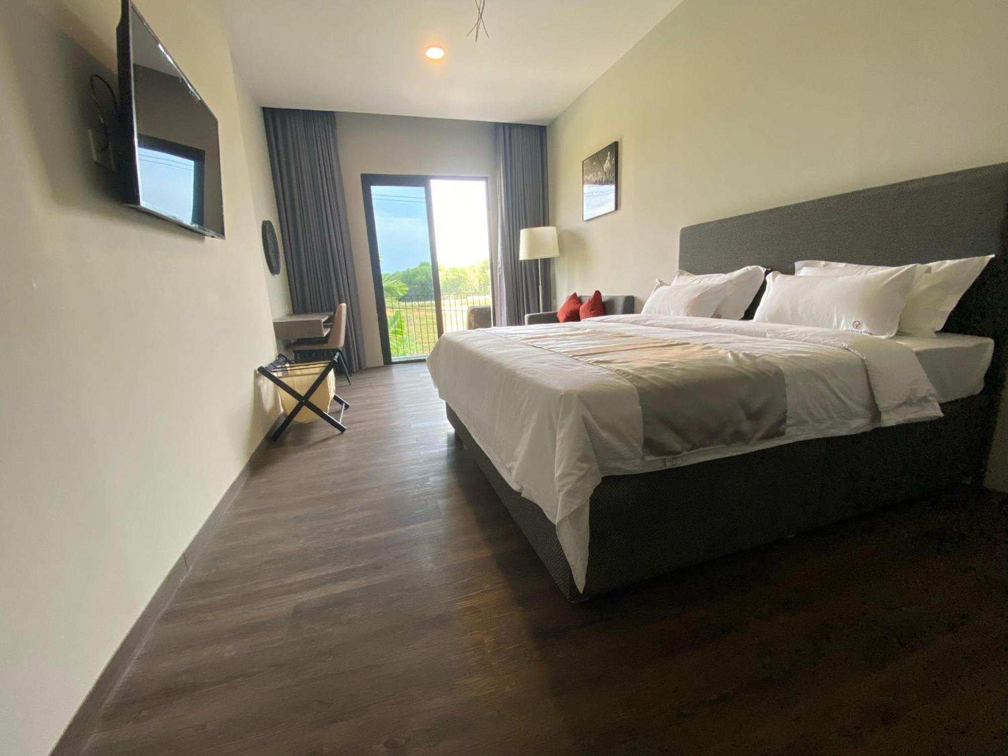 Tanjunguban Onyx Hotel & Villa מראה חיצוני תמונה