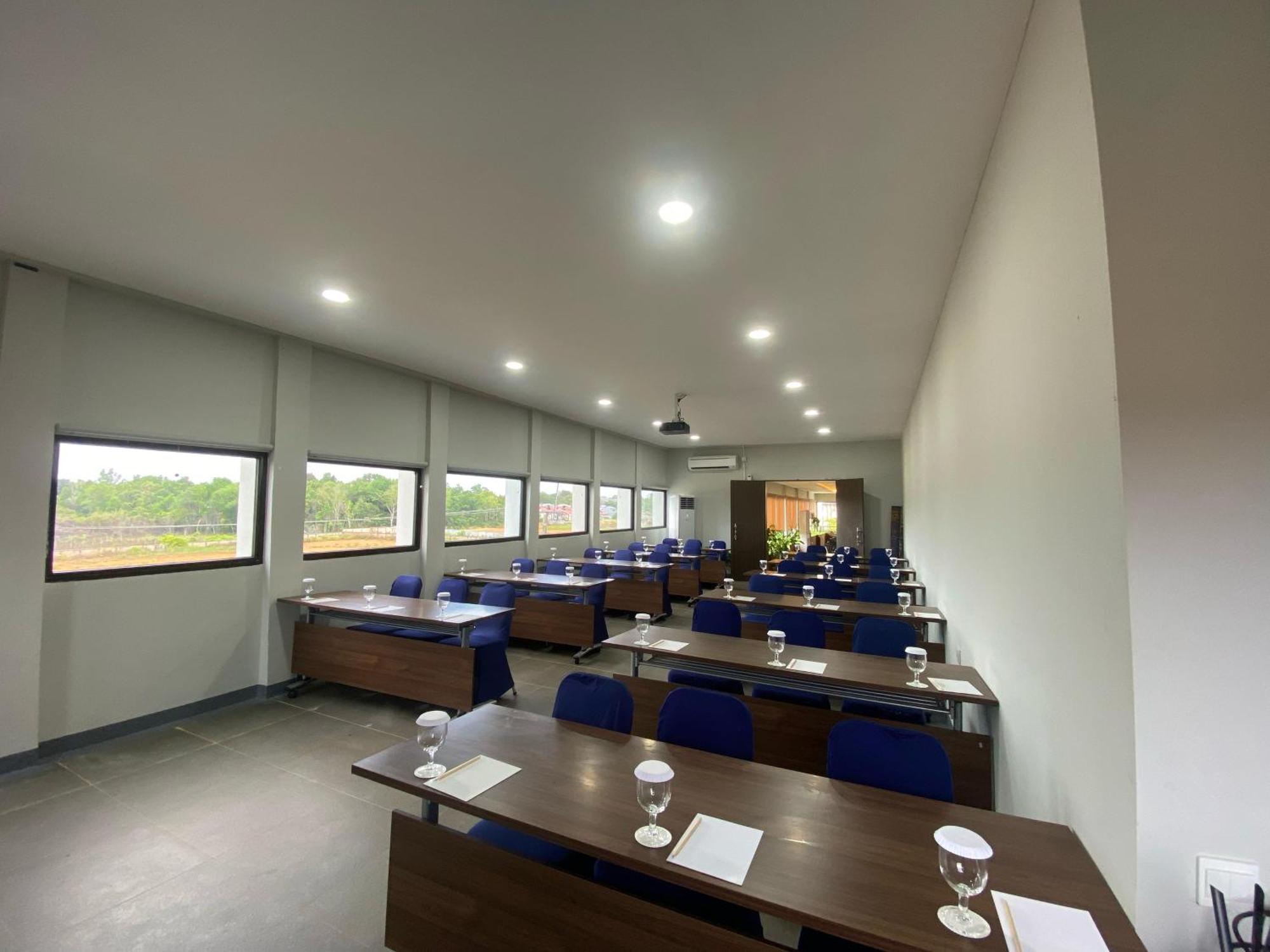 Tanjunguban Onyx Hotel & Villa מראה חיצוני תמונה